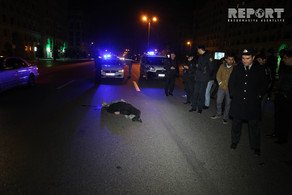 Heydər Əliyev prospektində piyada keçidinə məhəl qoymayan kişini iki maşın vuraraq öldürüb