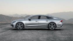 Audi yeni A7 Sportback təqdim edib Audi yeni A7 Sportback təqdim edib