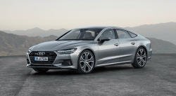 Audi yeni A7 Sportback təqdim edib Audi yeni A7 Sportback təqdim edib