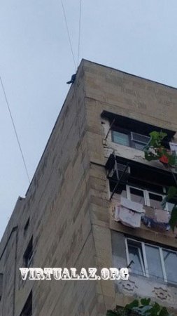 Yasamalda tikinti özbaşınalığı: məmurlar gəldi, Ruslan özünü damdan atası olmadı