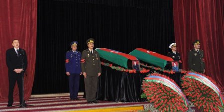 Şəhid Mübariz İbrahimov və Fərid Əhmədovun dəfn olunduğu gündür 