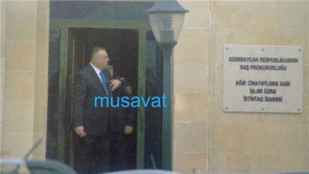 Eldar Mahmudov haqqında