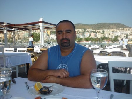 Bakıda məşhur ailənin oğlu sürücünü döyüb, cinayət işi açdırdı