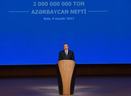 Azərbaycanda iki milyard ton neft hasilatı münasibətilə təntənəli mərasim keçirilir