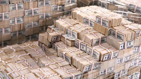 Hakim tayfada misli görünməmiş təmizləmə: 800 milyard dollar müsadirə olunur