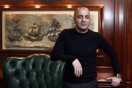 Vahid Ələkbərov Mübariz Mənsimovun “ölüm ayağında” olduğunu açıqladı