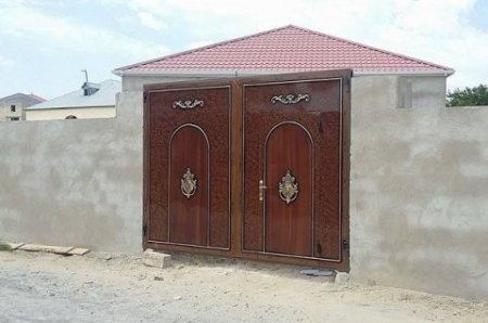Mehriban Əliyeva qaziyə ev bağışladı