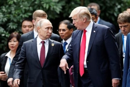 Putin Trampla görüşünün təxirə salınmasına münasibət bildirib