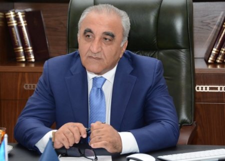 İqtisad Universitetinin rektoru Ədalət Muradov Təhsil Naziri olmaq istəyir