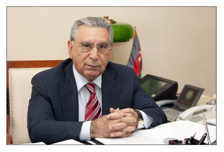 PA-da dəyişikliyin ertəsi Mehdiyevin Moskva səfərinin pərdəarxası