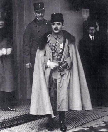 Erməni yalanlarının ifşası - Ənvər paşanı kim öldürüb? 