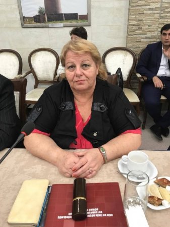 Göz yaşlarında boğulan Rima Sarkisova: “Hamımız Bakıya qayıtmaq istəyirik!”