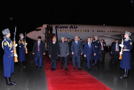Əfqanıstan prezidenti Azərbaycandadır