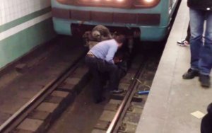 Metroda növbəti həyəcan yaşandı