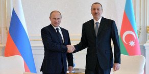 Vladimir Putin İlham Əliyevə telefonla zəng edib