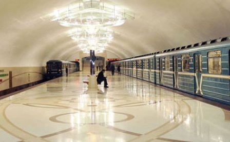 Yeni il gecəsi metro gecə saat 1-ə qədər işləyəcək