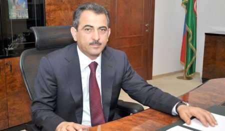 Qorxmaz Hüseynov nazir - məmurların məşhur restoranlarına ilişib