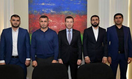 Rəşad Sadıqov Azərbaycan millisinə baş məşqçi təyin edildi