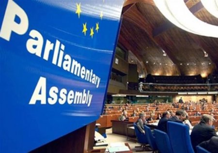 Azərbaycanı sıxışdıran Yaqlandı Danimarkada ifşa etdilər: “Putinin qarşısında diz çöküb...”