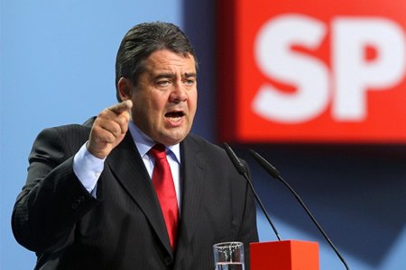Almaniya Ukrayna və Türkiyəni yaxın gələcəkdə Avropa İttifaqında görmür