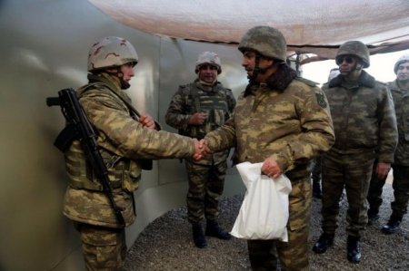 Cəbhəboyu zonada yeni qərargah binası və saxlanclar istifadəyə verilib