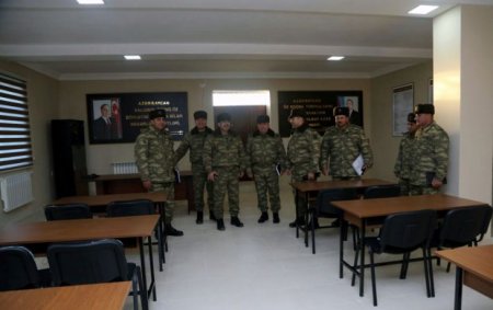 Cəbhəboyu zonada yeni qərargah binası və saxlanclar istifadəyə verilib