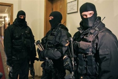 Peterburqdakı azərbaycanlı biznesmenlər hədələnib: “Mustafayevin yerini deməsəniz...”