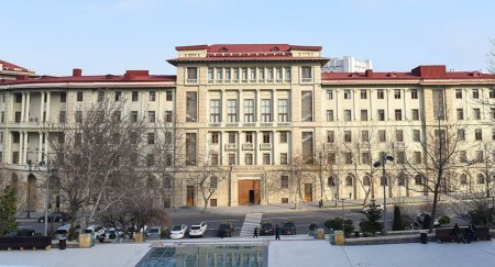 Artur Rəsizadənin yerinə kim gətirilir? 