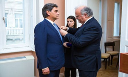 “Unibank”ın azərbaycanlı rəhbəri Malta vətəndaşlığı aldı