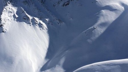 FHN: Alpinistlərin axtarışına ağır texnikanın cəlbi daha təhlükəli vəziyyət yarada bilər