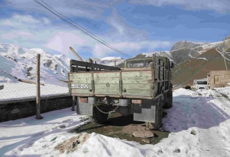 Alpinistləri dağa aparan sürücü: Qərarımı son anda dəyişdim