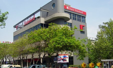 Azərbaycandan qaçan bank rəhbəri 115 milyon manat oğurlayıb