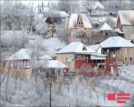 Şamaxı və İsmayıllıda yollar buz bağlayıb: hərəkət çətinləşib