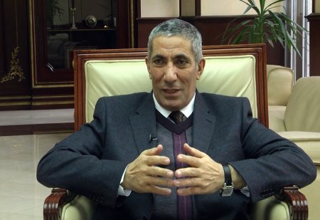 Siyavuş Novruzov: “...dövlət İsa Qəmbərin müalicəsinə dəstək verəcək”
