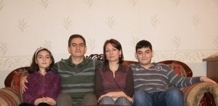 London butikləri, bahalı plastik əməliyyat, gecə barlarında əyləncələr...