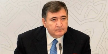 Fazil Məmmədov təyyarəsini banka girov qoyub