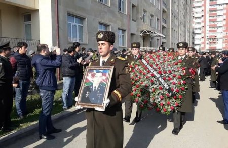 Müdafiə Nazirliyi polkovnikin bədbəxt hadisə nəticəsində həlak olduğunu bildirir