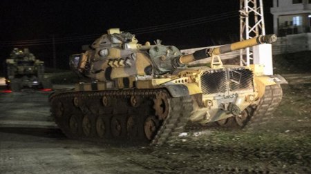 Türk tankları Afrinə girdi, ABŞ geri çəkildi: 