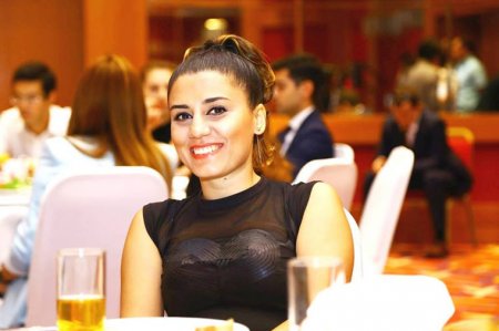 Azərbaycanlı jurnalisti avtomobil vuraraq öldürdü