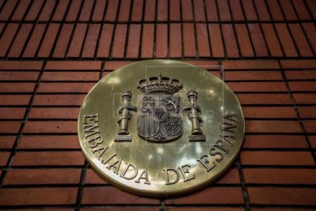 İspaniya səfiri Venesuelada “arzuolunmaz şəxs” elan edilib