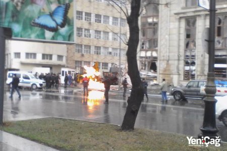 Bakıda partlayış baş verən ərazidə kuryoz hadisə: Siqaret yandırdı, yanğın başladı