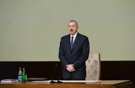 İlham Əliyev: “Həm insanlar zəhərlənib, həm 160 milyon dollar pul xaricə gedib...”