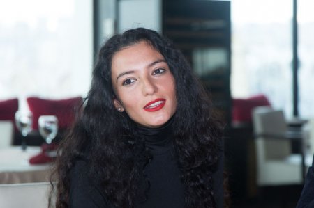 Dilarə Kazımova: Azərbaycanın seks simvoluyam