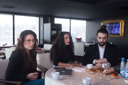 Dilarə Kazımova: Azərbaycanın seks simvoluyam