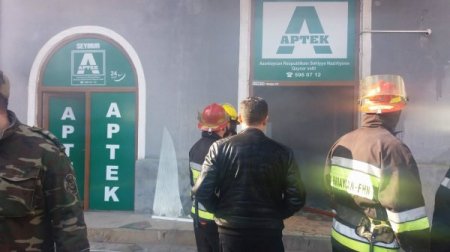 Sumqayıtda aptekdə güclü yanğın: təxliyyə edilənlər var