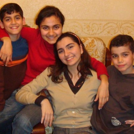 Nərgiz Cəlilova ilk dəfə 31 yaşlı qızının fotosunu paylaşdı