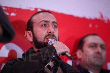 Ermənilər qiymət artımına görə küçələrə axışdılar