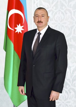 İlham Əliyevin namizədliyinin qeydə alınması üçün sənədlər MSK-ya təqdim edildi
