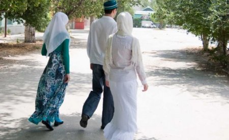 “Bizdə çox arvad almaq” yenə dəbə minir, bölgələrdə ikiarvadlılıq artır