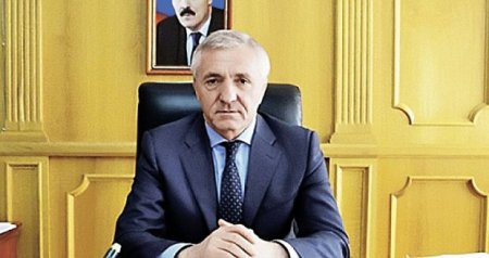 Nazir Şahovun evi: lap şah sarayı kimi...